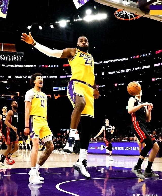 湖人队全队士气高涨备战下一场比赛的简单介绍