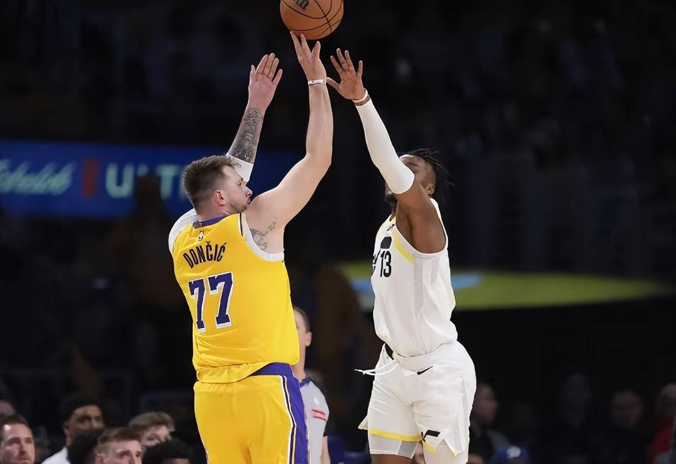 爵士队战术调整得当，获得连胜动力的简单介绍