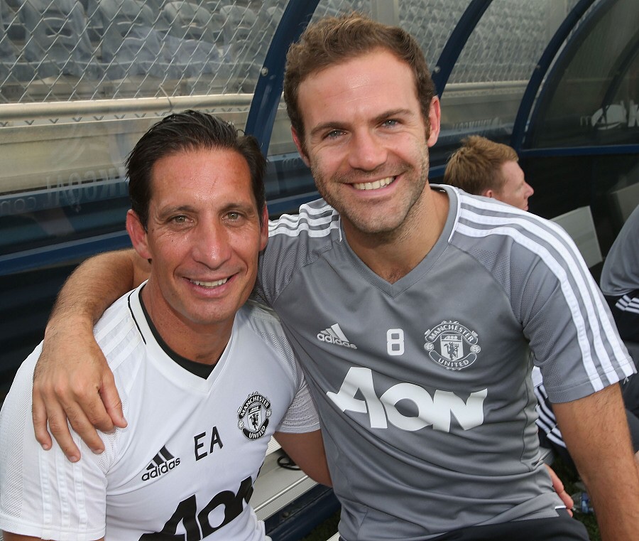 关于华盛顿被曼联默契打破，队长低迷失常！的信息