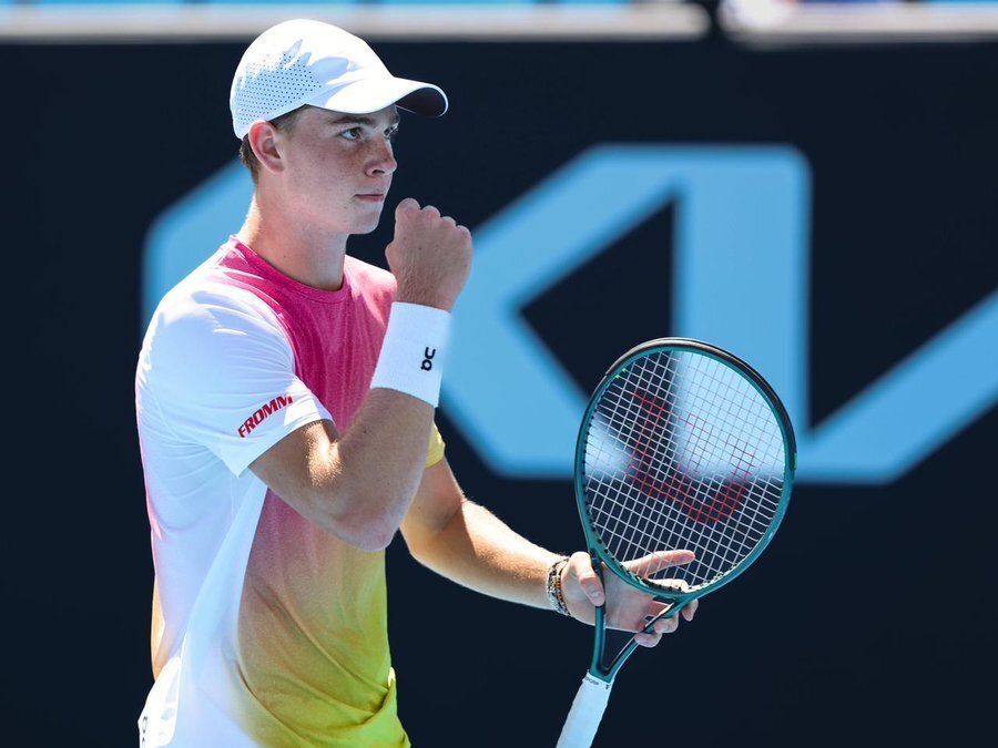 关于瑞士选手冲刺成功,一路领先的信息 关于瑞士选手冲刺成功,一路领先的信息