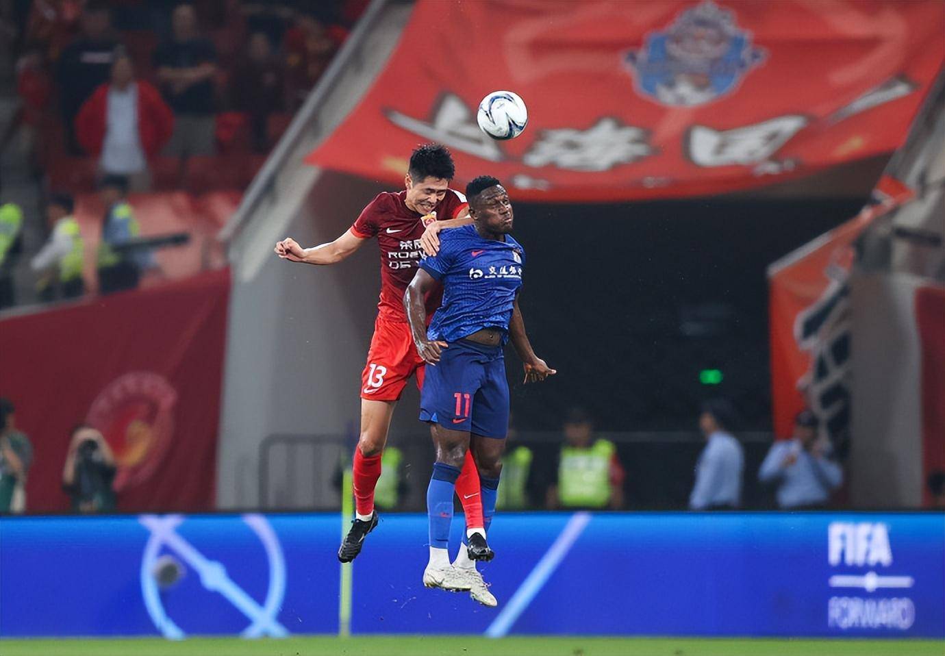 上海申花击败对手,顺利晋级强的简单介绍 上海申花击败对手,顺利晋级强的简单介绍