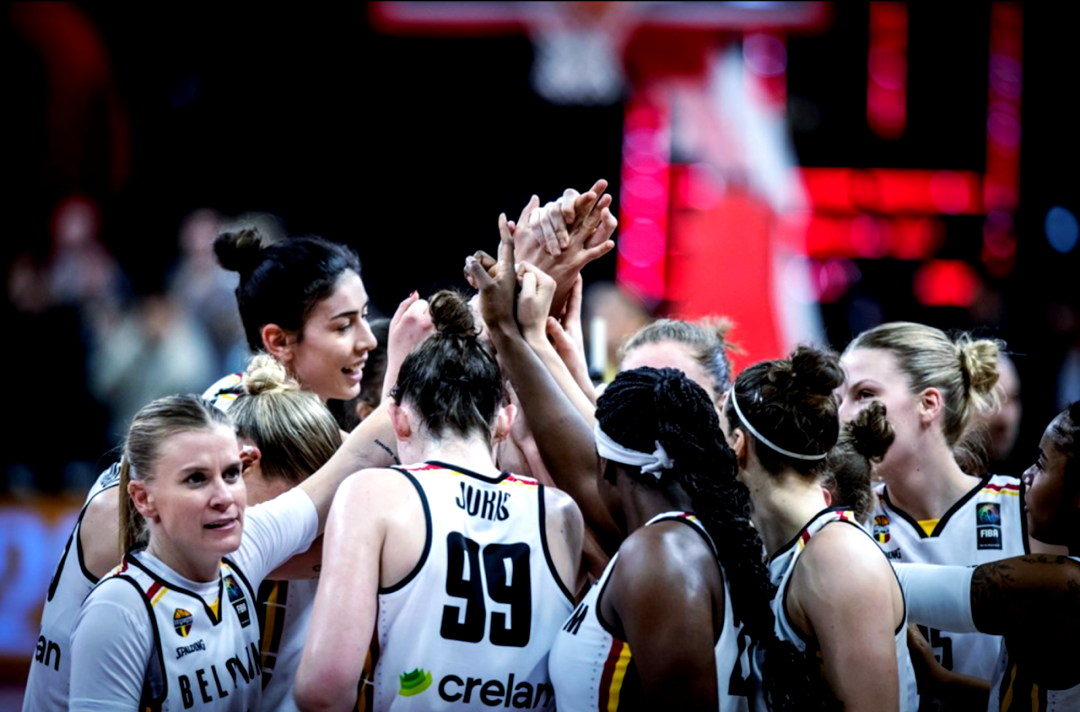 比利时女篮联赛收官战现场火爆 比利时女篮联赛收官战现场火爆