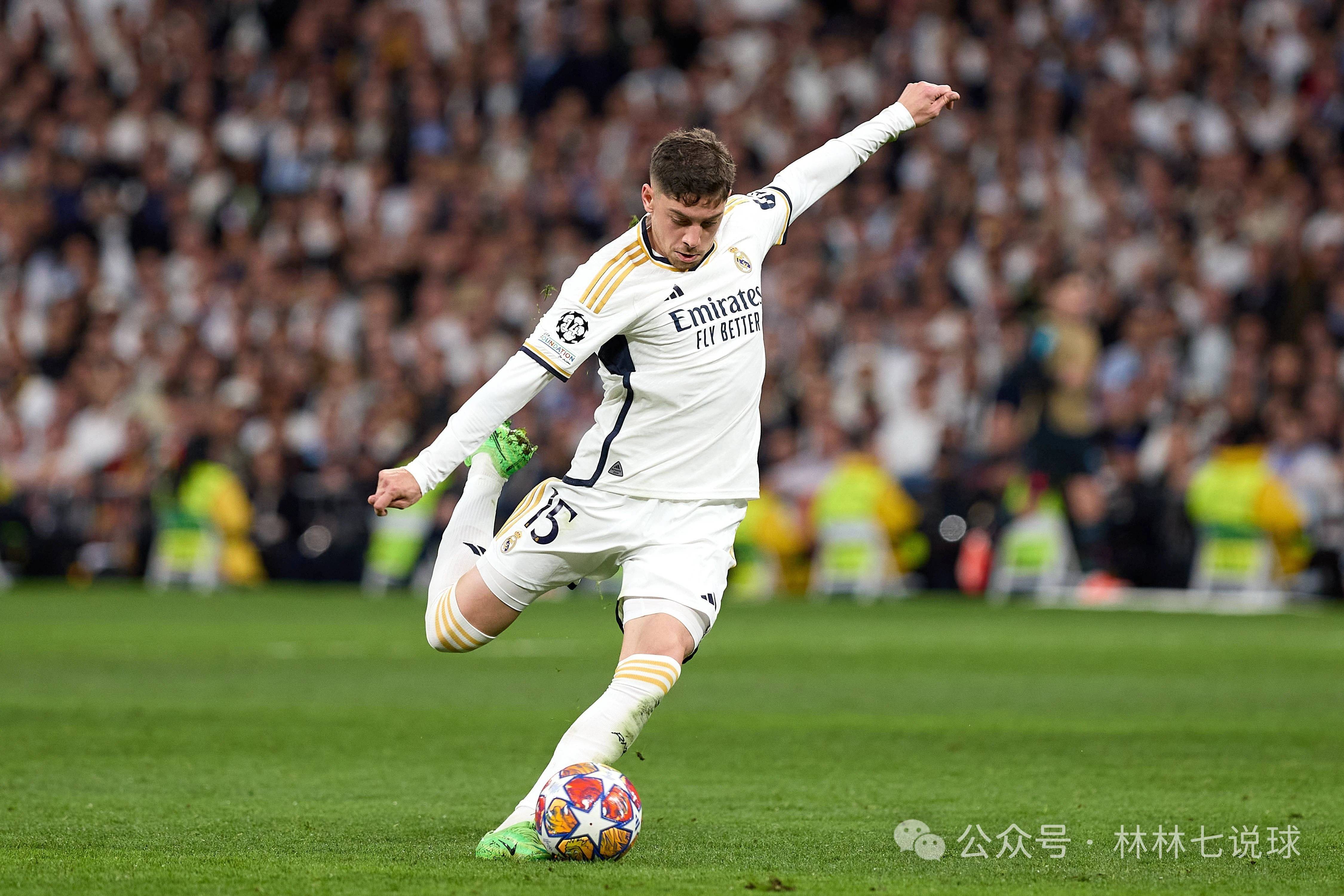 西甲豪门再度交锋，激情碰撞无遗