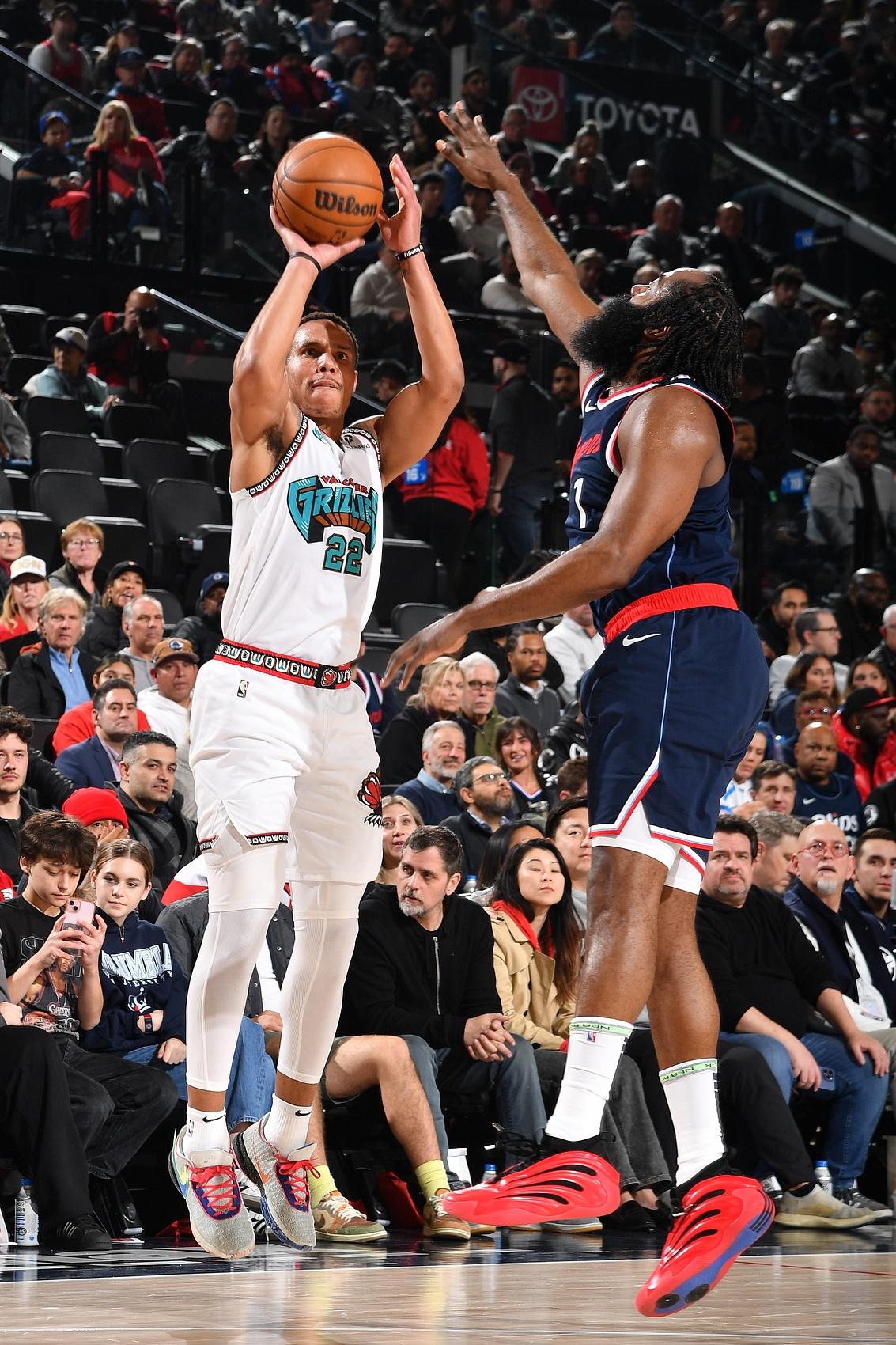 灰熊战胜快船,连续四连胜 灰熊战胜快船,连续四连胜