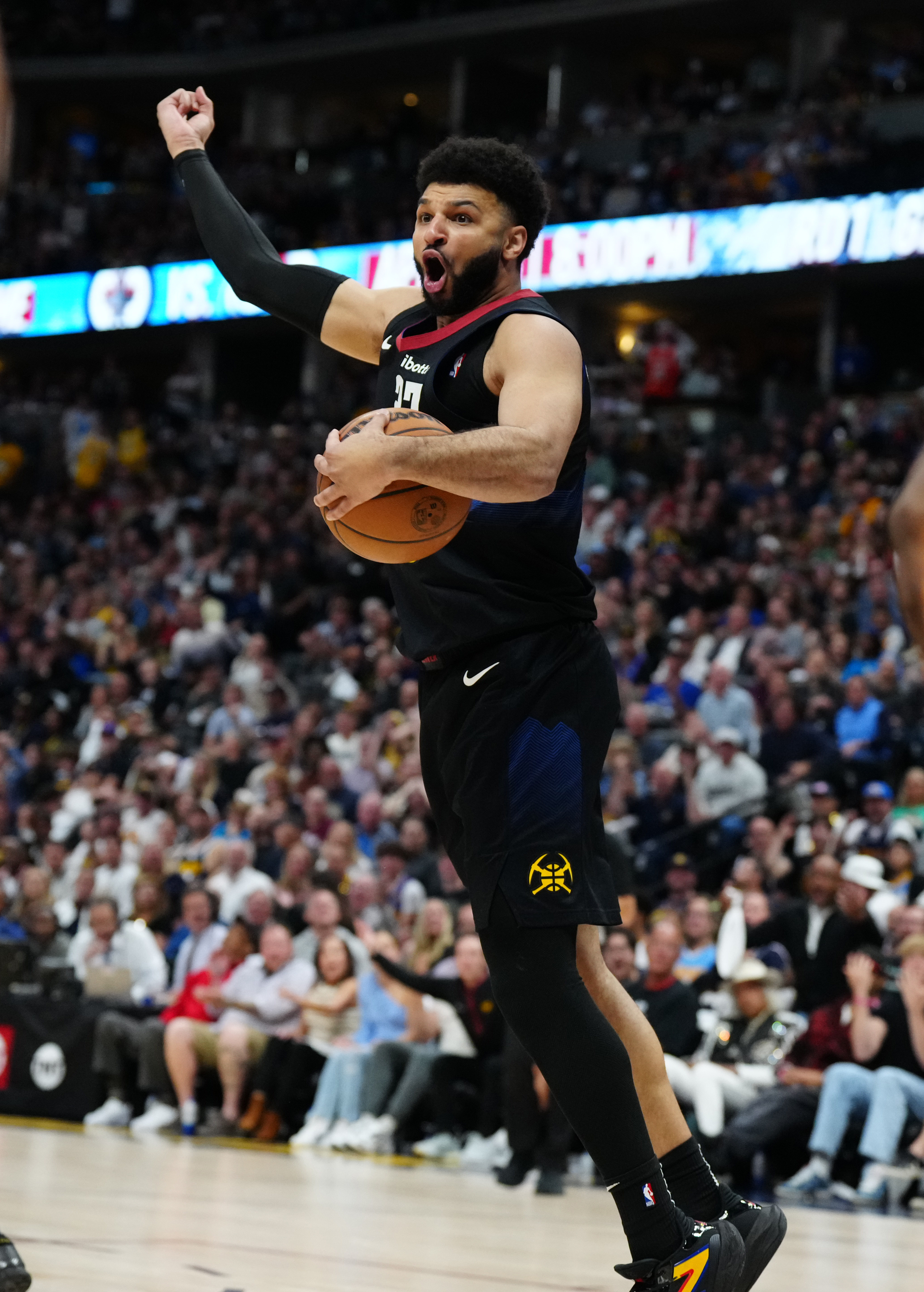 欧洲网球队绝杀英国网球队,穆雷统治全场的简单介绍 欧洲网球队绝杀英国网球队,穆雷统治全场的简单介绍