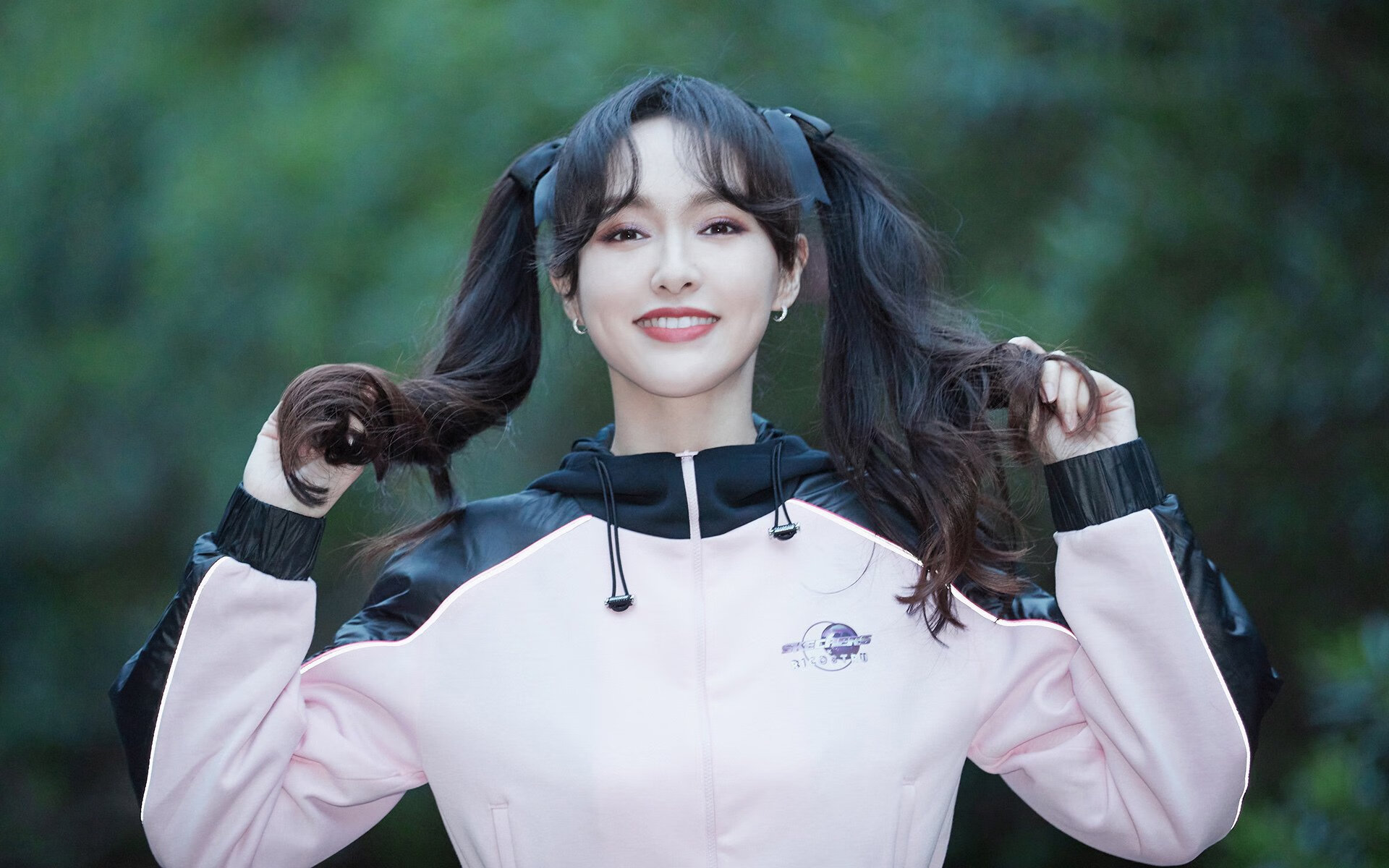 曼城鏖战南非丛林，铁闸阿克化身东决指挥官