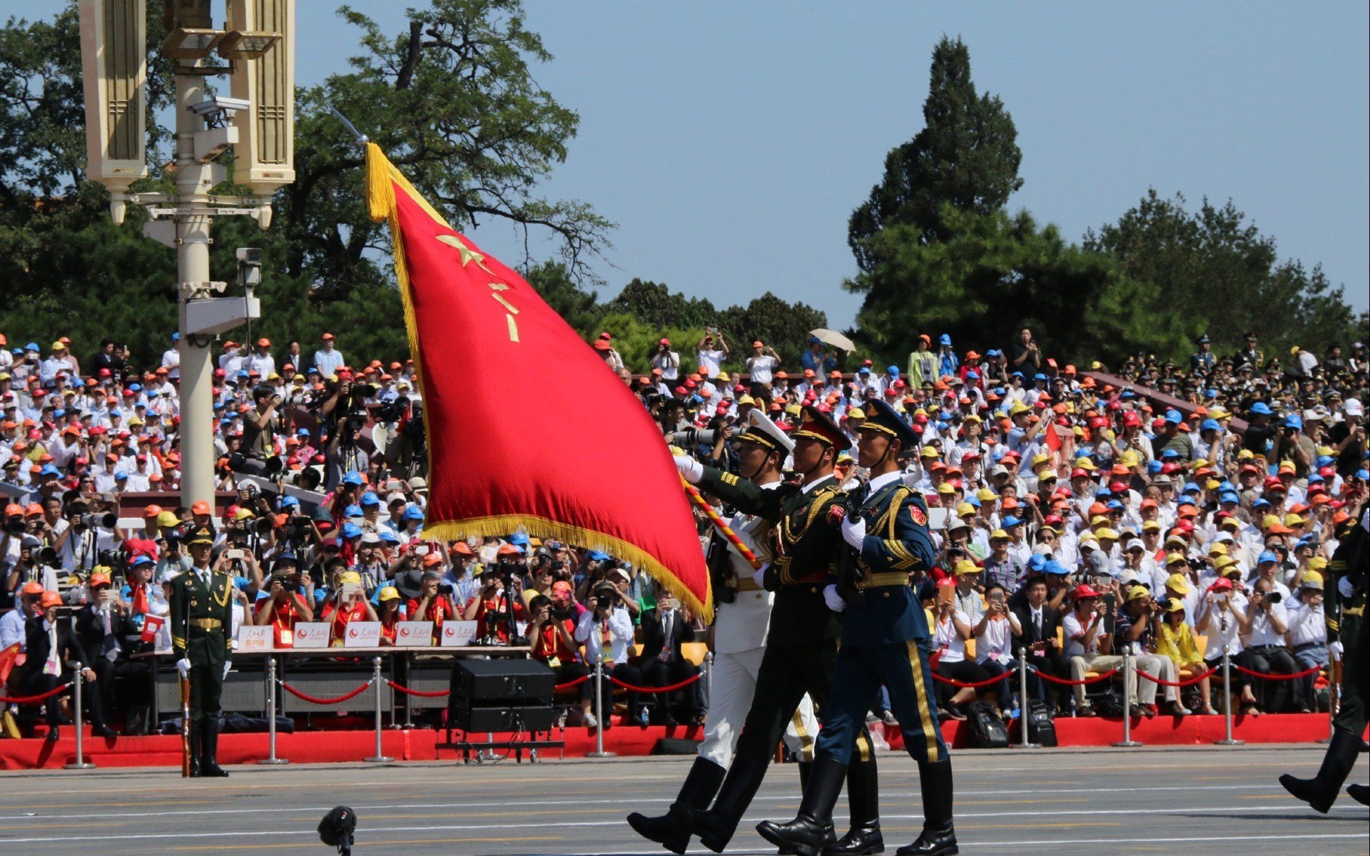 绿衫军闪电战摧毁乌拉圭,厄德高导演逆转成关键先生