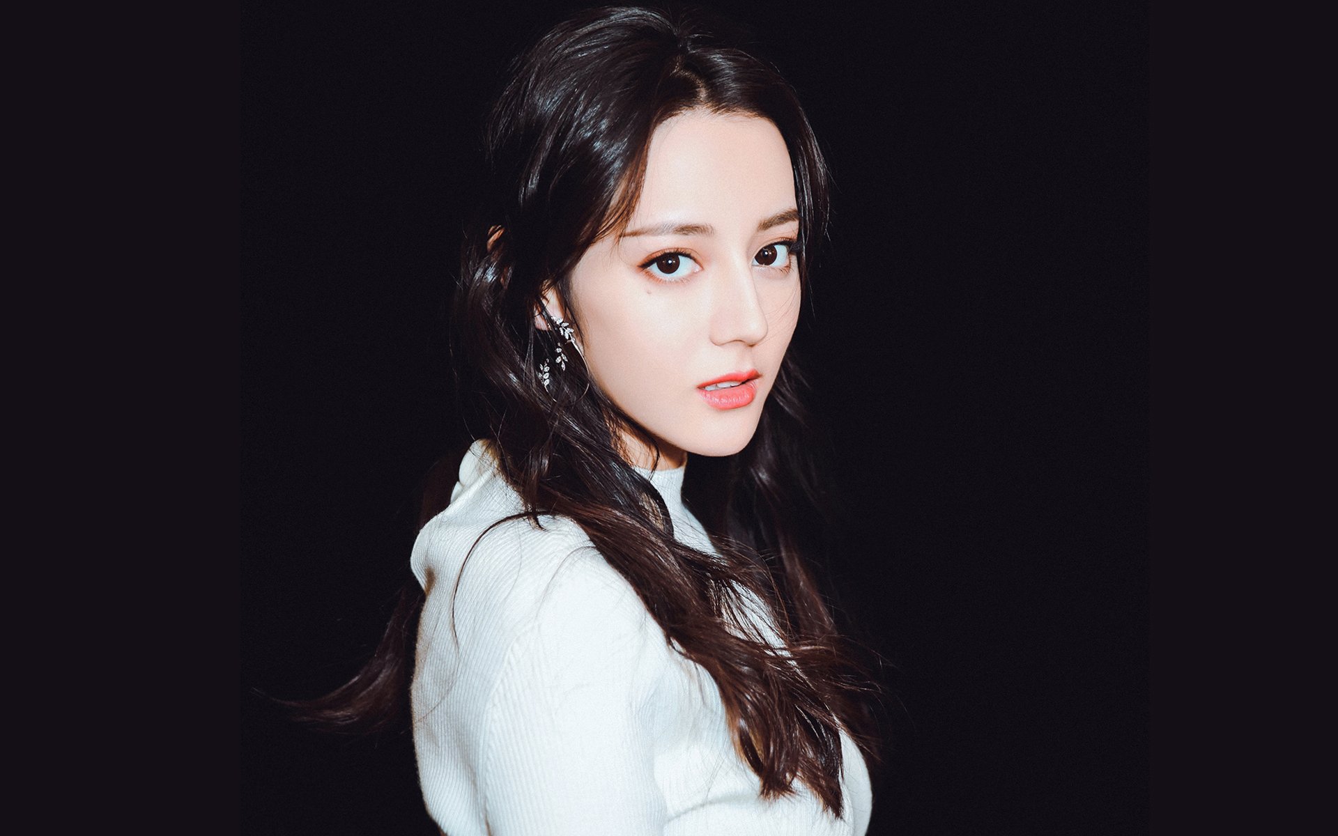 从绿茵场到国际舞台，当强压成为掌控的艺术—库尔图瓦的扑救与新西兰的智利博弈