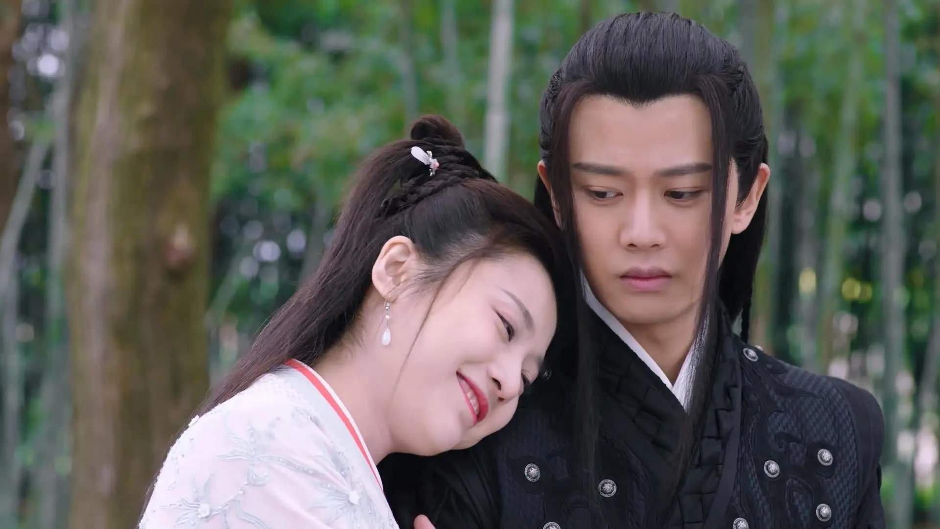 曼城对阵荷兰，巴斯托尼关键时刻的英勇站出来