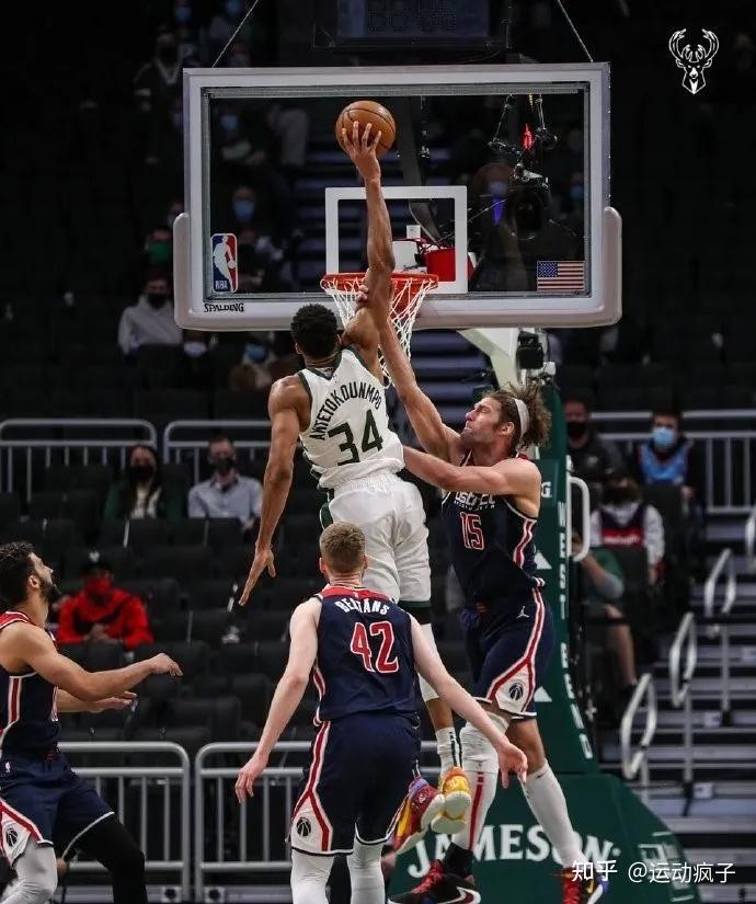 雄鹿压制雷霆，锡安进攻端无人可挡